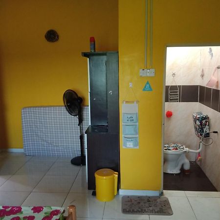 Inapan Desa Studio House Homestay Kangar Perlis Room photo